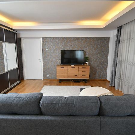 Ferienwohnung Parliament Square Elite Escapes Bukarest Exterior foto